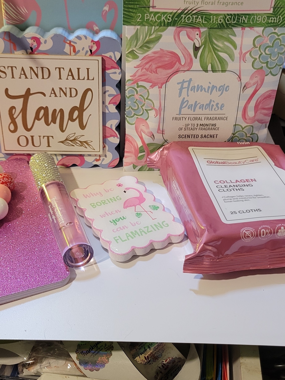 Amazing Flamingo Themed Gift Box With JUICY COUTURE Lippie. - Picture 5 of 10